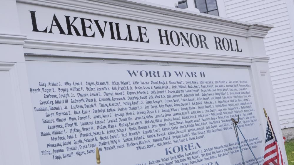 The Lakeville Honor Roll memorial, which highlights Lakeville veterans. Photo by Sam Tucker