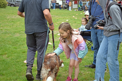 Molly Lovett meets Mojo. 