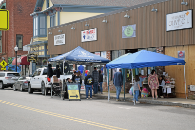 The town of Middleboro had a market to support small businesses. 