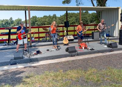 The Band Undercover performs some classic rock tunes. 